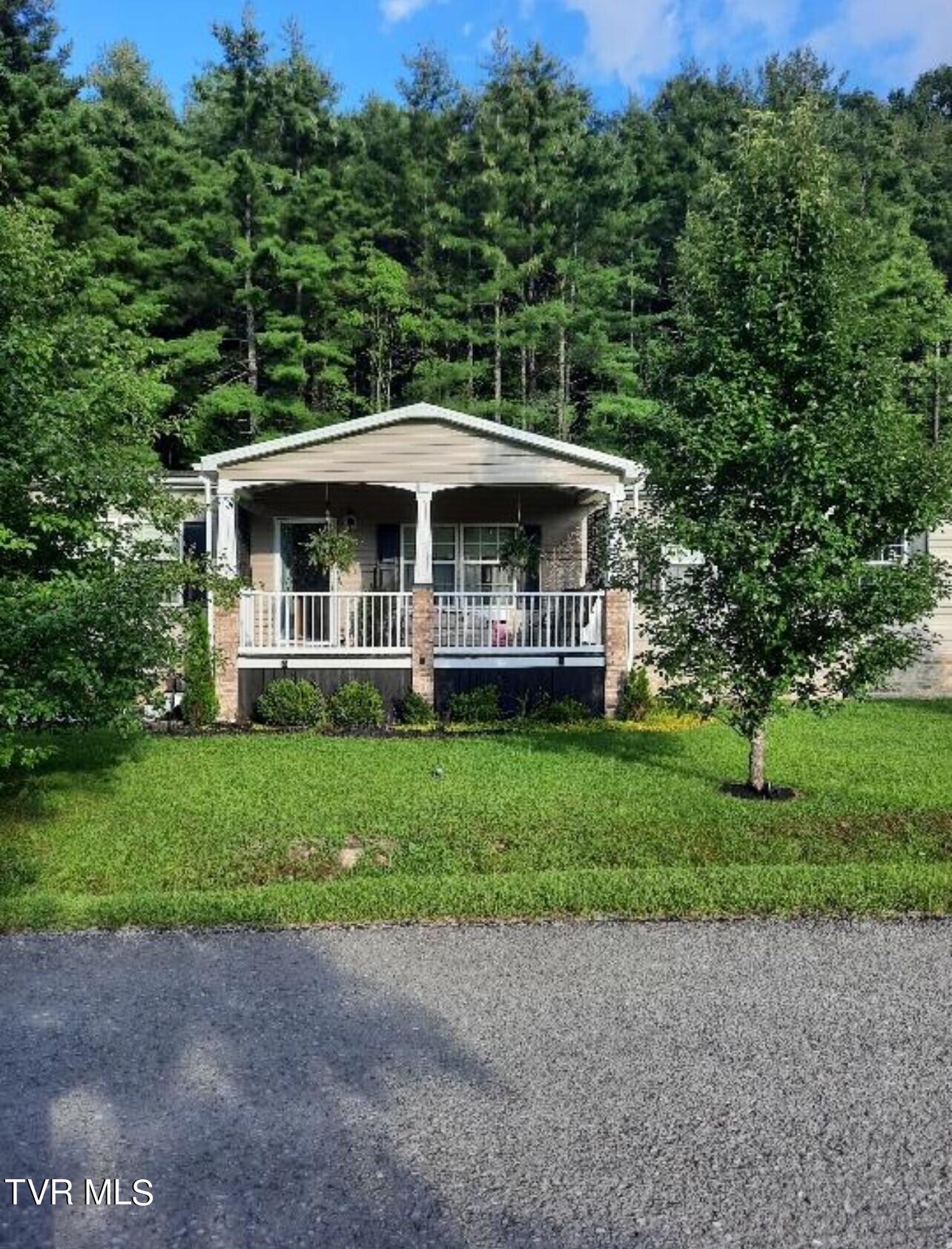 6222 Pinewood Forest Road Wise, VA 24293 - Photo 4 of 27 Front 2