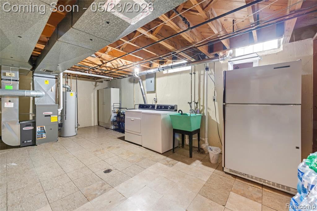 29410 Runey Drive Warren, MI 48092 - Photo 25 of 33