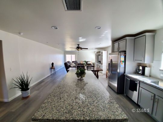 1136 South McCall Street Ridgecrest, CA 93555 - Photo 4 of 18