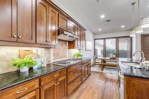 $579,000 | 14739 Stanford Court, Addison, TX 75254