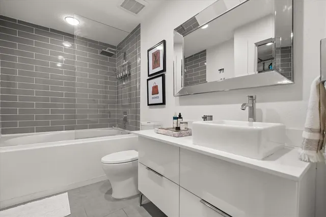 $2,200 | 17301 Promenade Drive, Unit 17301, Clermont, FL 34711