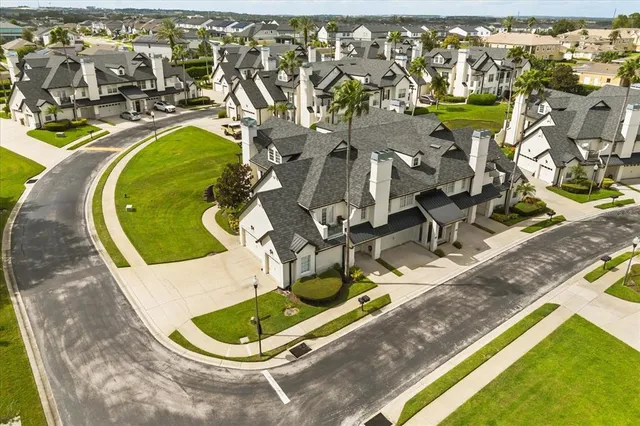 $2,200 | 17301 Promenade Drive, Unit 17301, Clermont, FL 34711