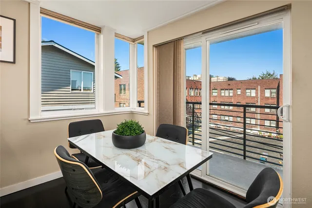 $399,000 | 626 4th Avenue West, Unit 403, Seattle, WA 98119