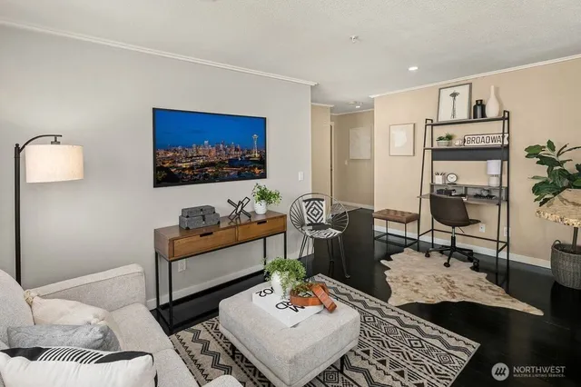 $399,000 | 626 4th Avenue West, Unit 403, Seattle, WA 98119