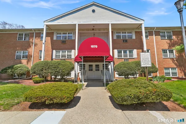 $239,000 | 1070 New Haven Avenue, Unit 72, Milford, CT 06460