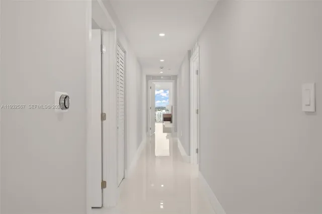 $7,000 | 600 Northeast 27th Street, Unit 2401, Miami, FL 33137