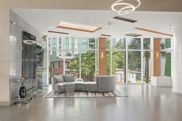 $7,000 | 600 Northeast 27th Street, Unit 2401, Miami, FL 33137