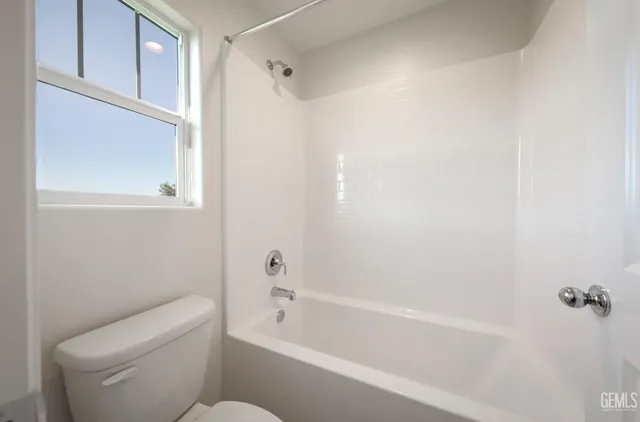 $674,490 | Undisclosed Address, Bakersfield, CA 93306