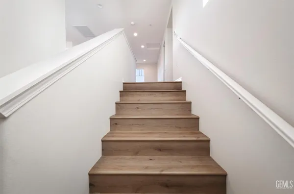 $674,490 | Undisclosed Address, Bakersfield, CA 93306