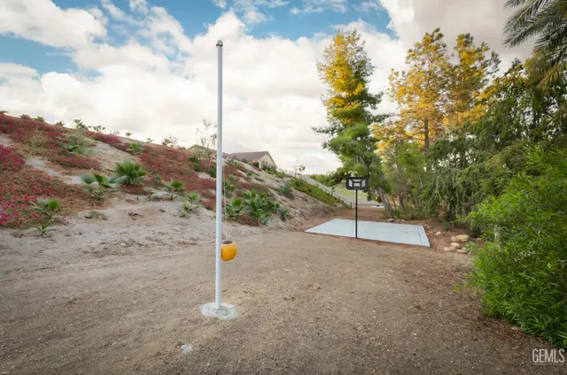 $674,490 | Undisclosed Address, Bakersfield, CA 93306