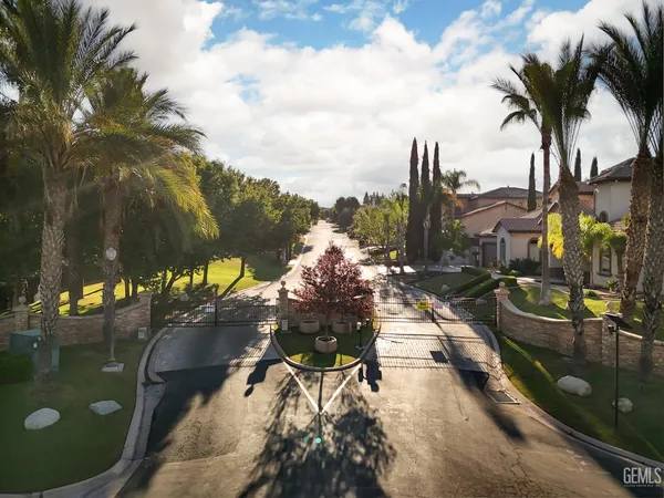 $674,490 | Undisclosed Address, Bakersfield, CA 93306