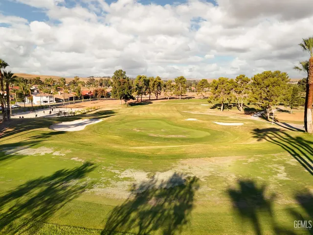 $674,490 | Undisclosed Address, Bakersfield, CA 93306