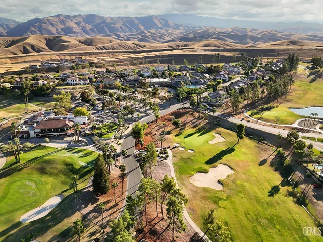 $674,490 | Undisclosed Address, Bakersfield, CA 93306