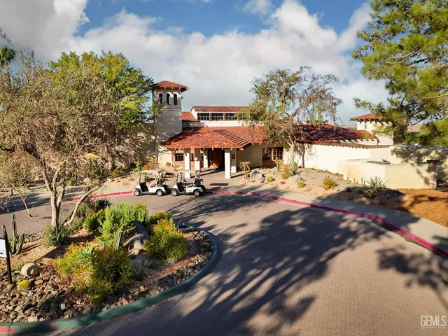 $674,490 | Undisclosed Address, Bakersfield, CA 93306