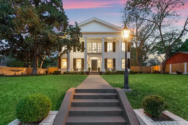 $1,849,000 | 410 Rice Avenue, Waco, TX 76708