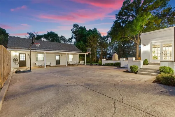 $1,849,000 | 410 Rice Avenue, Waco, TX 76708