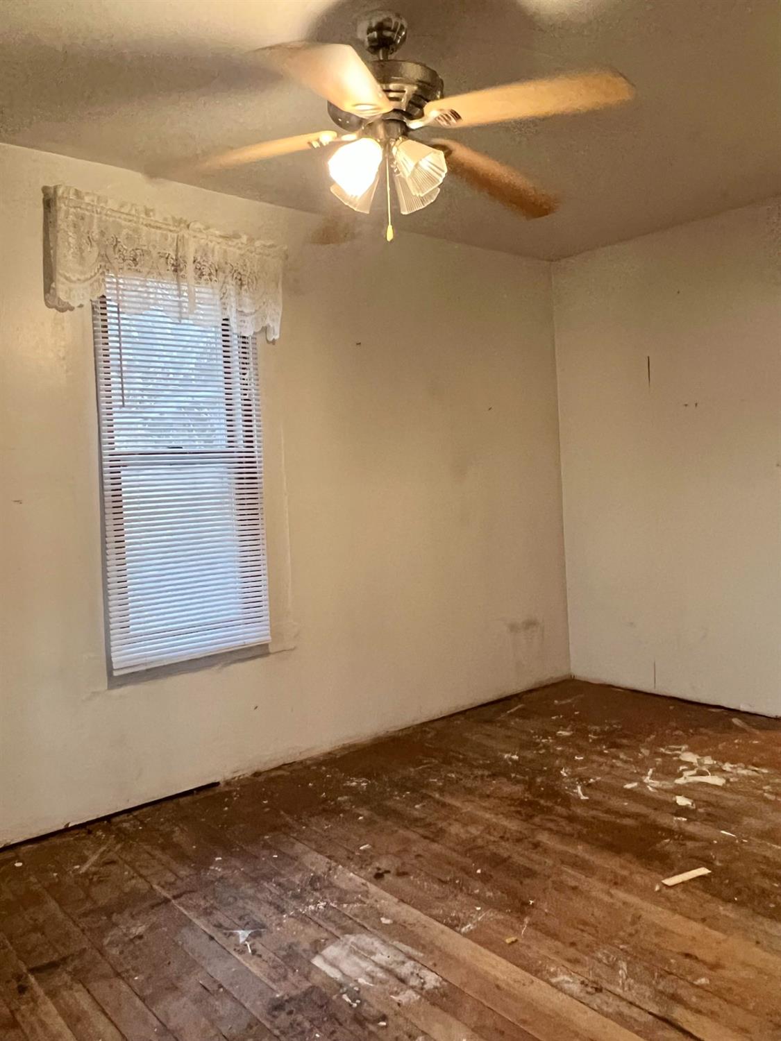 8212 South Range Road Union Mills, IN 46382 - Photo 4 of 17 1125x1500