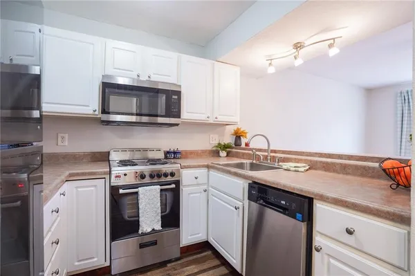 $149,900 | 1505 West 25th Court, Lawrence, KS 66046