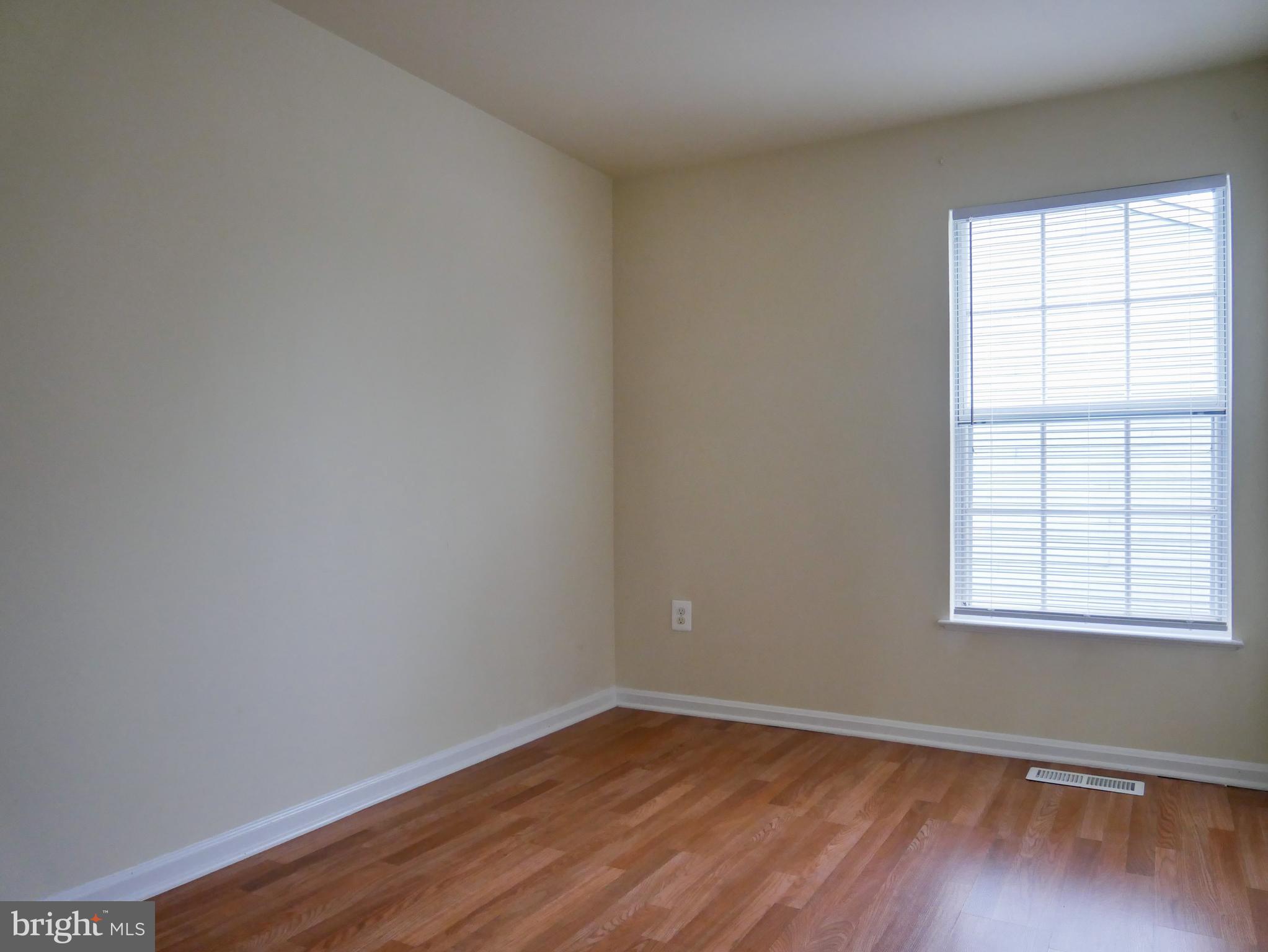 1655 Colonial Way Frederick, MD 21702 - Photo 17 of 39