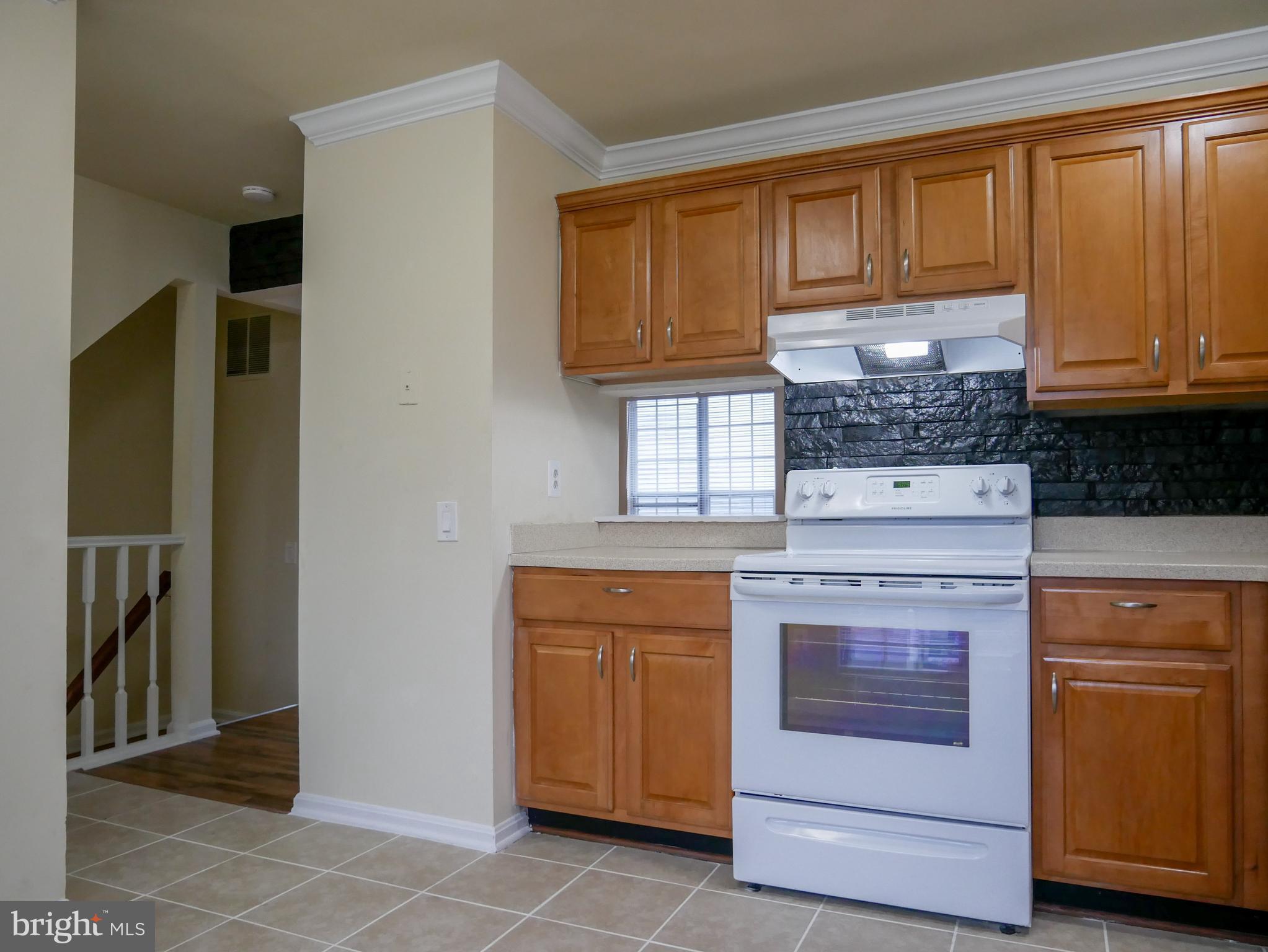 1655 Colonial Way Frederick, MD 21702 - Photo 8 of 39