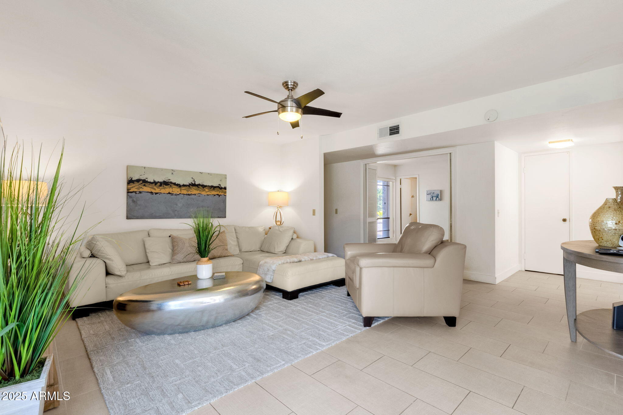 5217 North 24th Street, Unit 108 Phoenix, AZ 85016 - Photo 1 of 34 13-web-or-mls-5217-n-24th-st-108