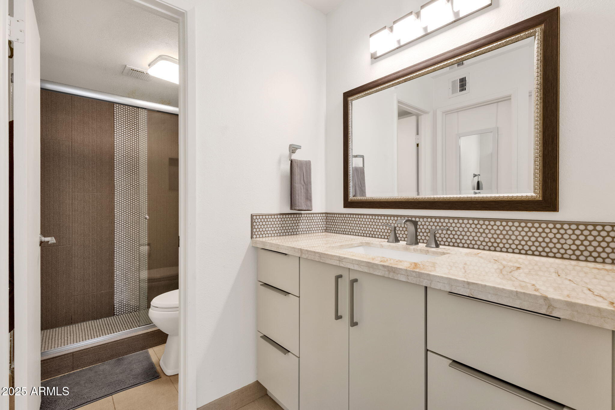 5217 North 24th Street, Unit 108 Phoenix, AZ 85016 - Photo 16 of 34 28-web-or-mls-5217-n-24th-st-108