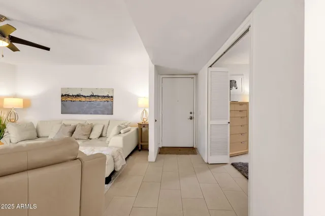 $2,900 | 5217 North 24th Street, Unit 108, Phoenix, AZ 85016