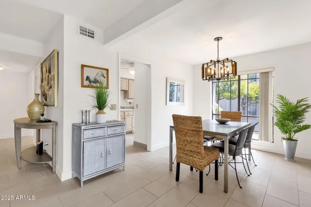 $2,900 | 5217 North 24th Street, Unit 108, Phoenix, AZ 85016