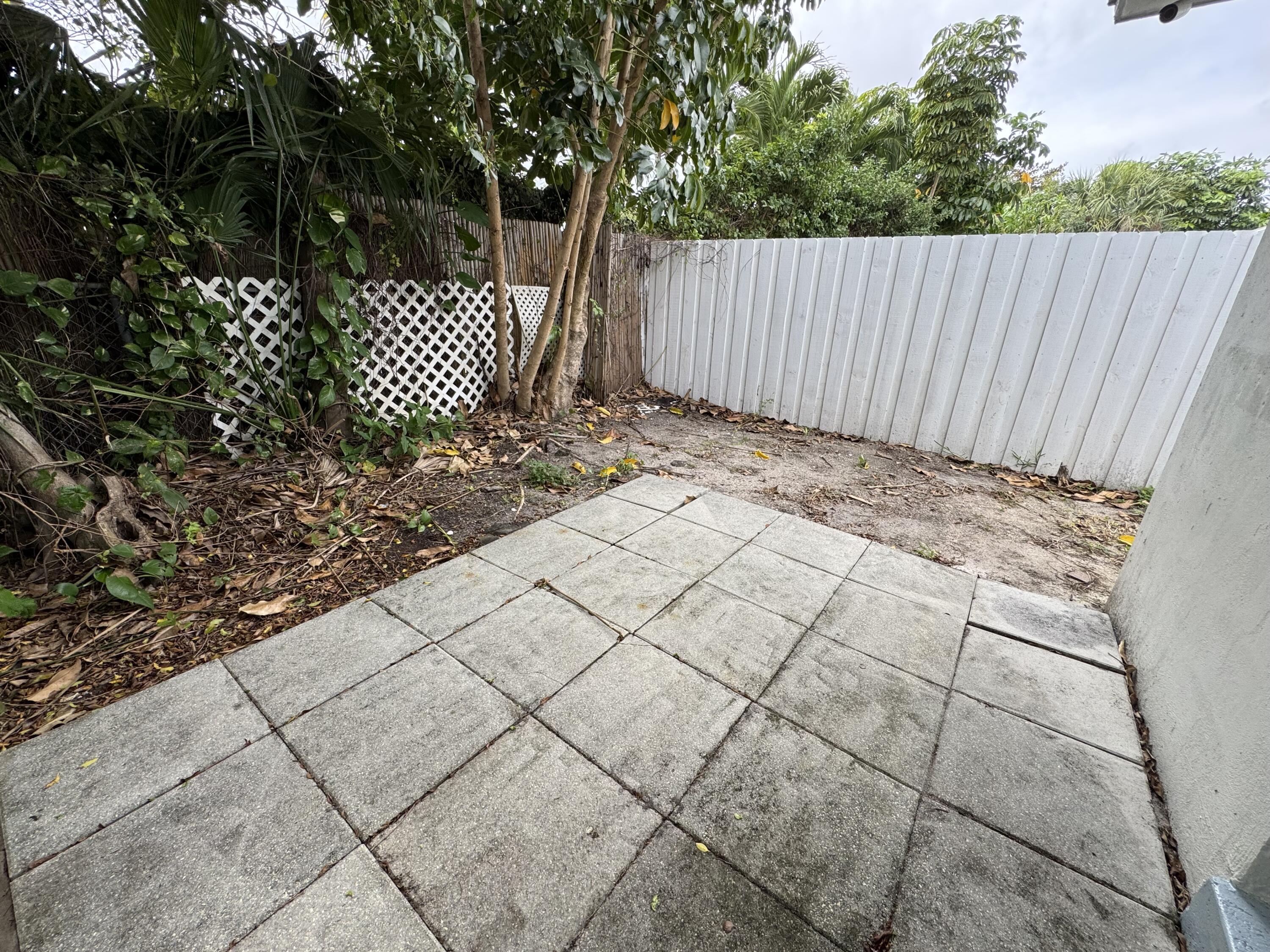 1235 Beach Road, Unit 4 Singer Island, FL 33404 - Photo 13 of 13 IMG_0286