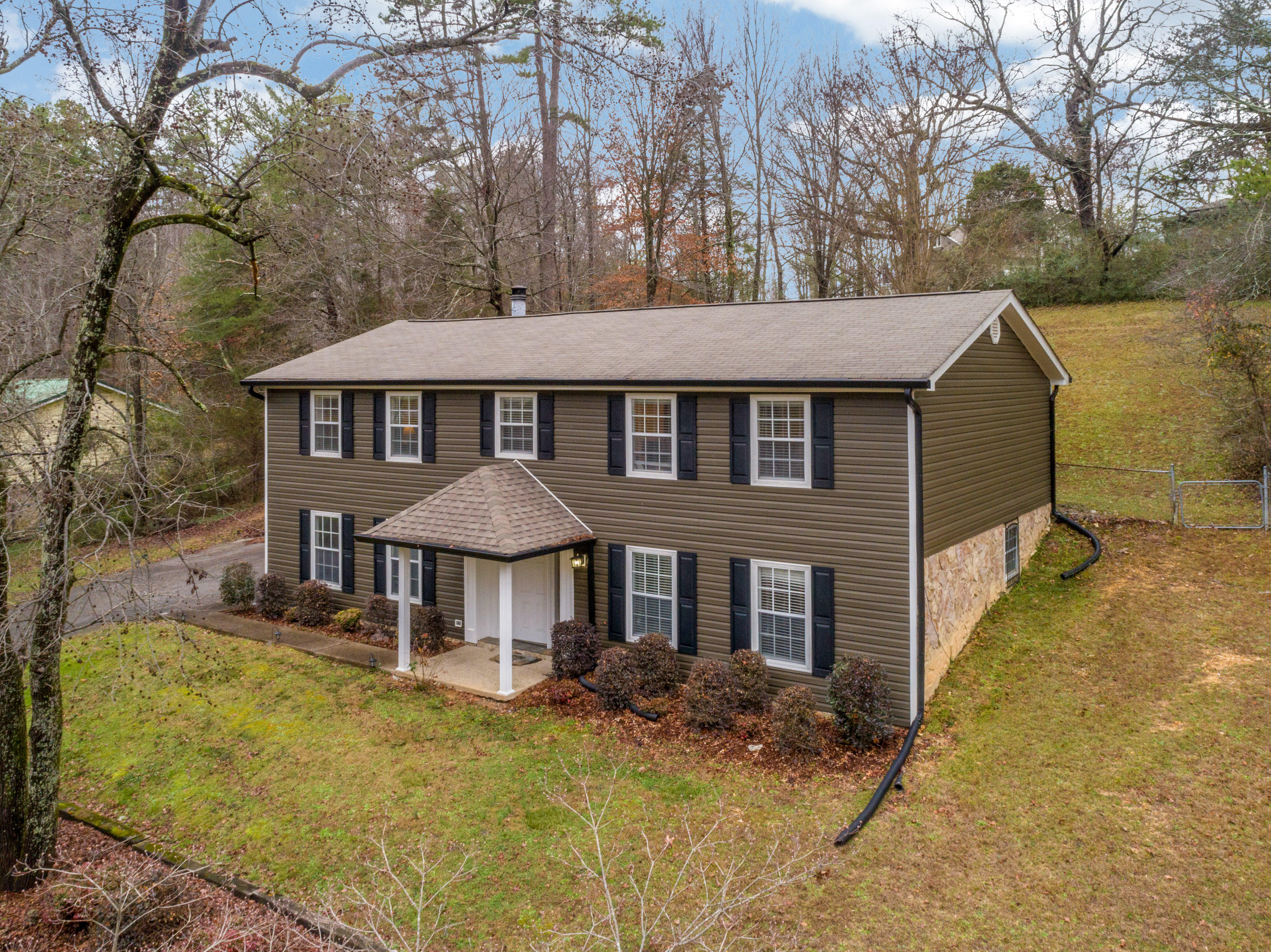 8005 Harper Road Hixson, TN 37343 - Photo 3 of 25 8005_Harper_Rd_03