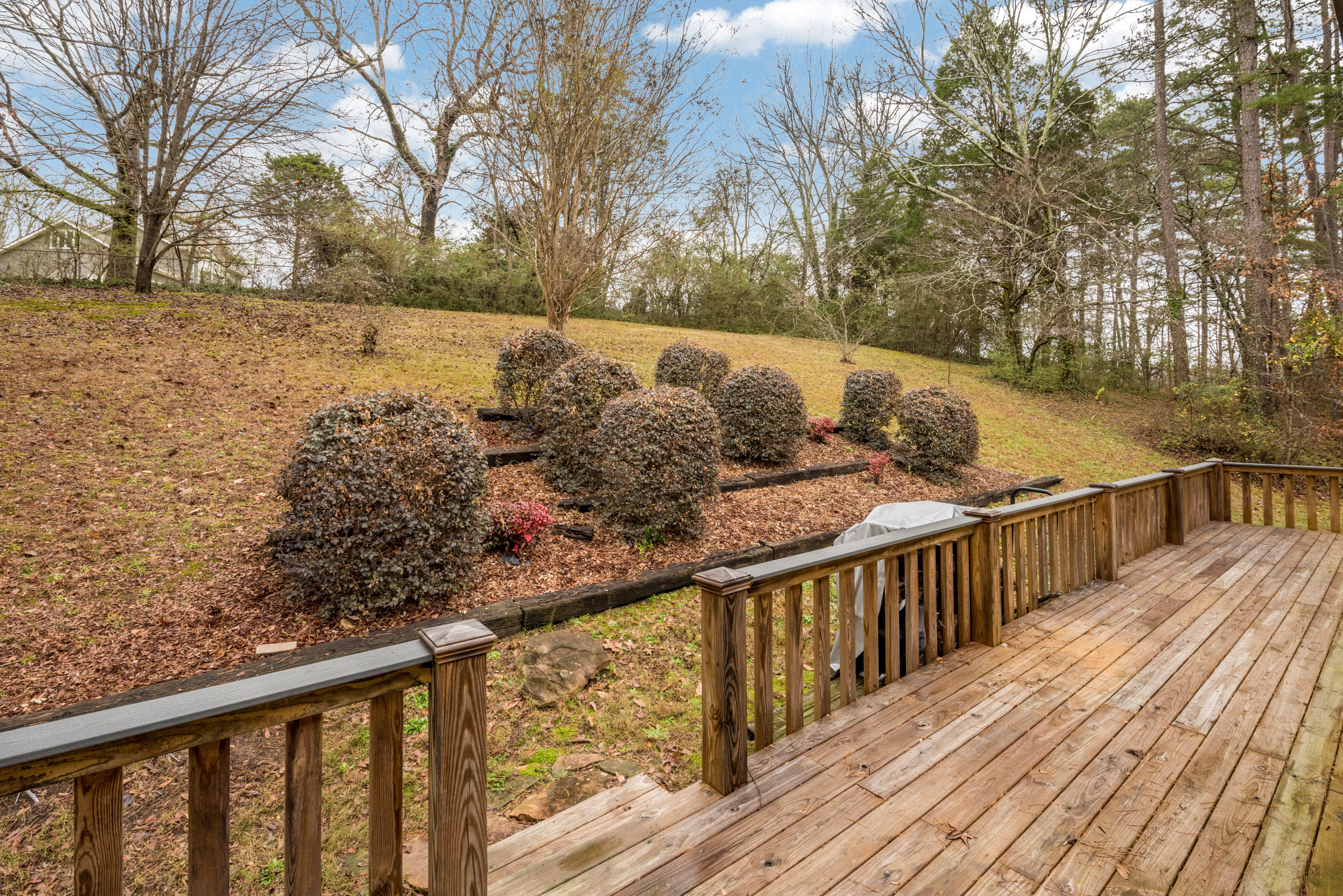 8005 Harper Road Hixson, TN 37343 - Photo 9 of 25 8005_Harper_Rd_09