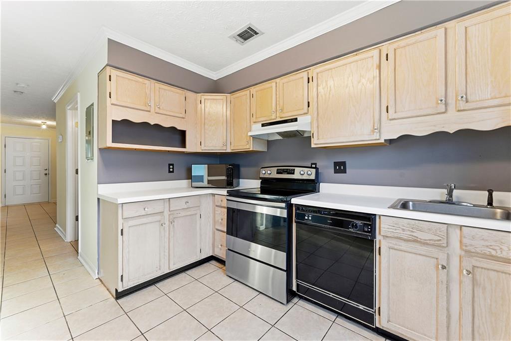 2340 Beaver Ruin Road, Unit UN43 Norcross, GA 30071 - Photo 9 of 20