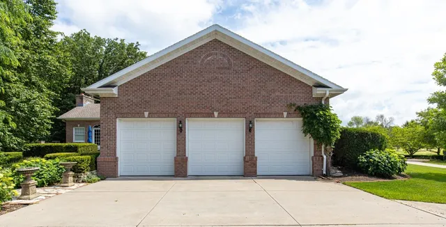 $1,350,000 | W9258 Lamise Way, Hortonville, WI 54944