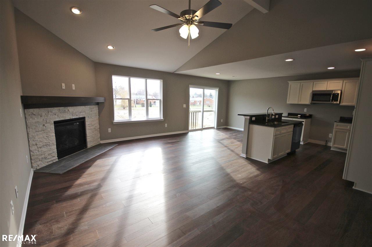 33486 Klein Road Fraser, MI 48026 - Photo 3 of 23
