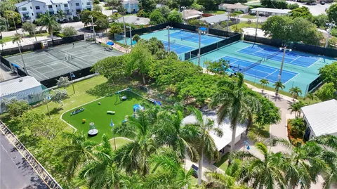 $925,000 | 424 Northeast 27th Drive, Wilton Manors, FL 33334