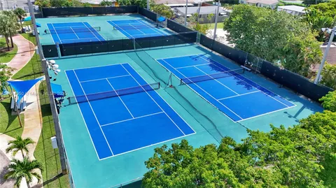 $925,000 | 424 Northeast 27th Drive, Wilton Manors, FL 33334