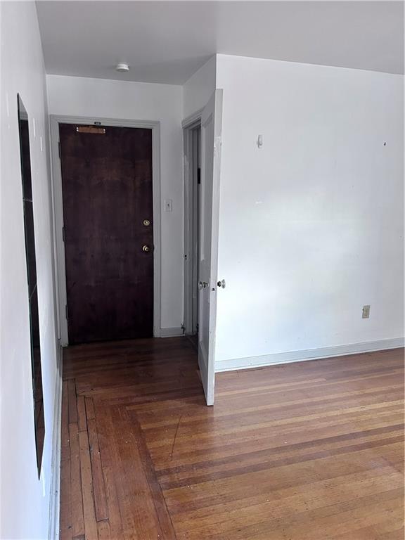 5839 Darlington Road, Unit 4 Pittsburgh, PA 15217 - Photo 10 of 11 Gallery Image 10