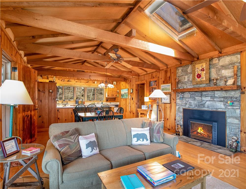 331 Strawberry Ridge Road Spruce Pine, NC 28777 - Photo 15 of 46 Gallery Image 15