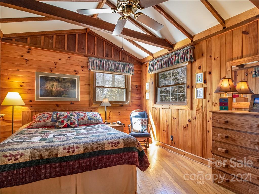 331 Strawberry Ridge Road Spruce Pine, NC 28777 - Photo 21 of 46 Gallery Image 21