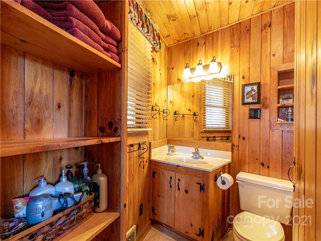 331 Strawberry Ridge Road Spruce Pine, NC 28777 - Photo 23 of 46 Gallery Image 23