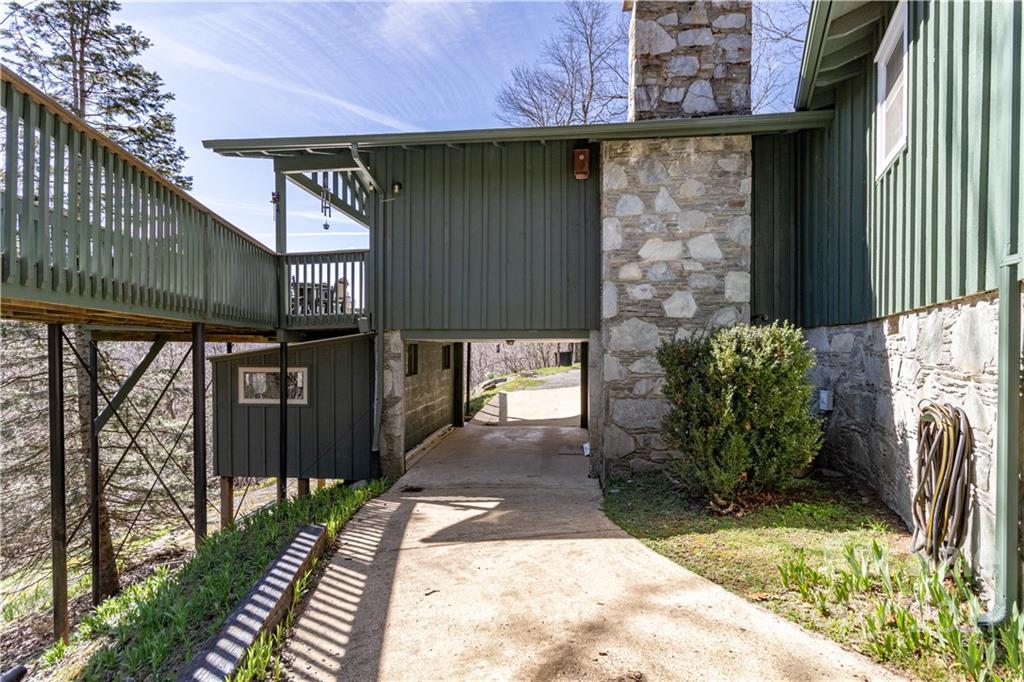 331 Strawberry Ridge Road Spruce Pine, NC 28777 - Photo 30 of 46 Gallery Image 30