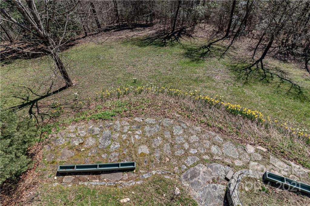 331 Strawberry Ridge Road Spruce Pine, NC 28777 - Photo 34 of 46 Gallery Image 34