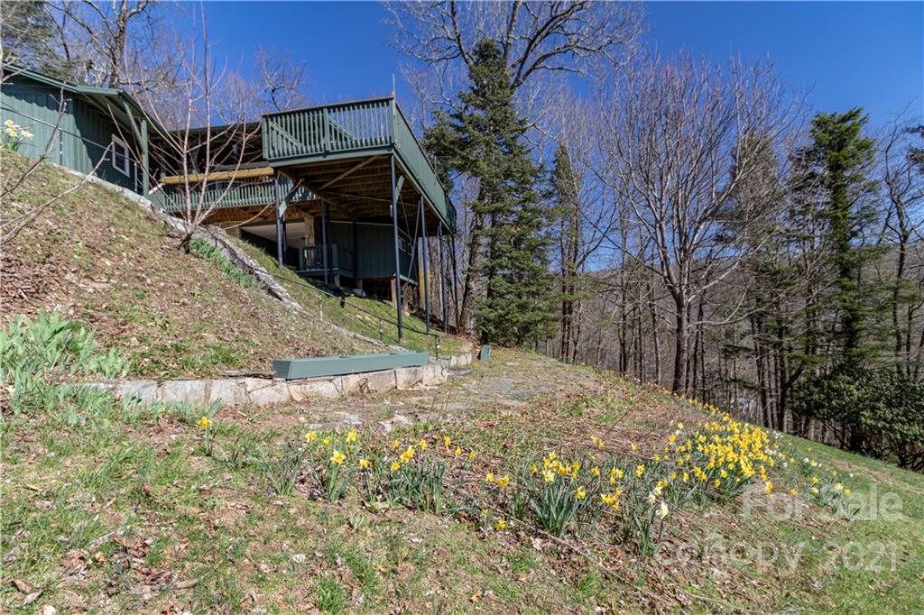 331 Strawberry Ridge Road Spruce Pine, NC 28777 - Photo 35 of 46 Gallery Image 35
