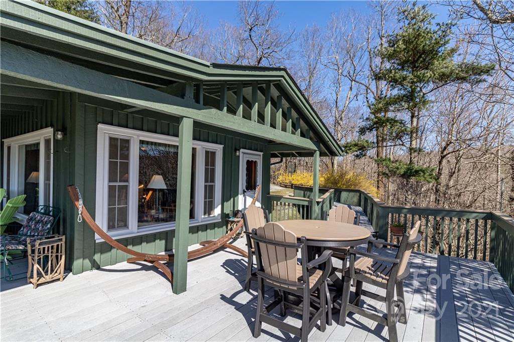 331 Strawberry Ridge Road Spruce Pine, NC 28777 - Photo 7 of 46 Gallery Image 7