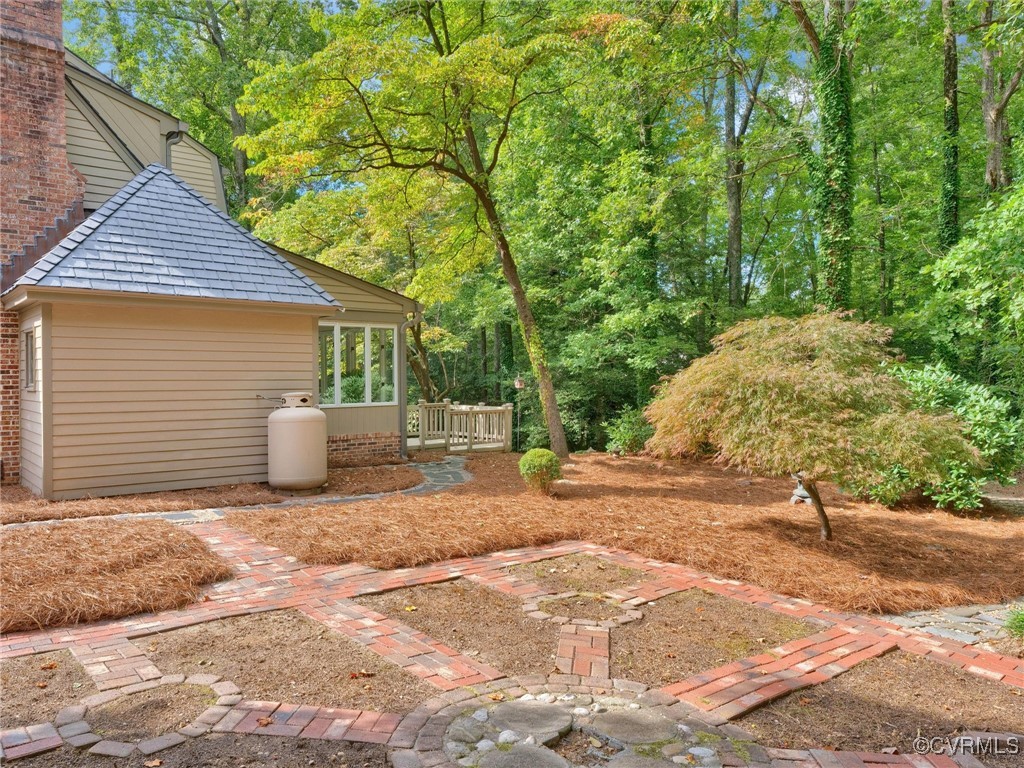 118 Tudor Road Colonial Heights, VA 23834 - Photo 13 of 50