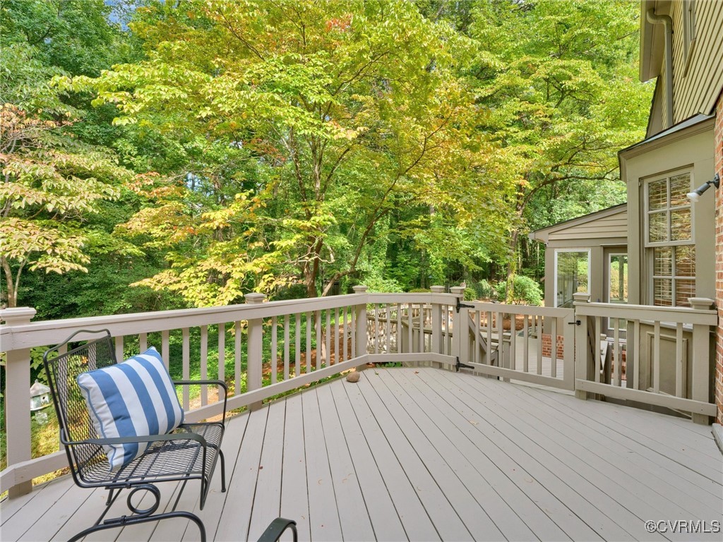 118 Tudor Road Colonial Heights, VA 23834 - Photo 17 of 50