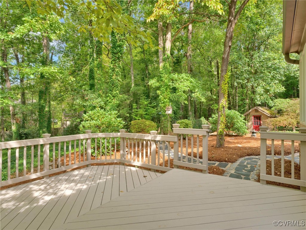 118 Tudor Road Colonial Heights, VA 23834 - Photo 18 of 50