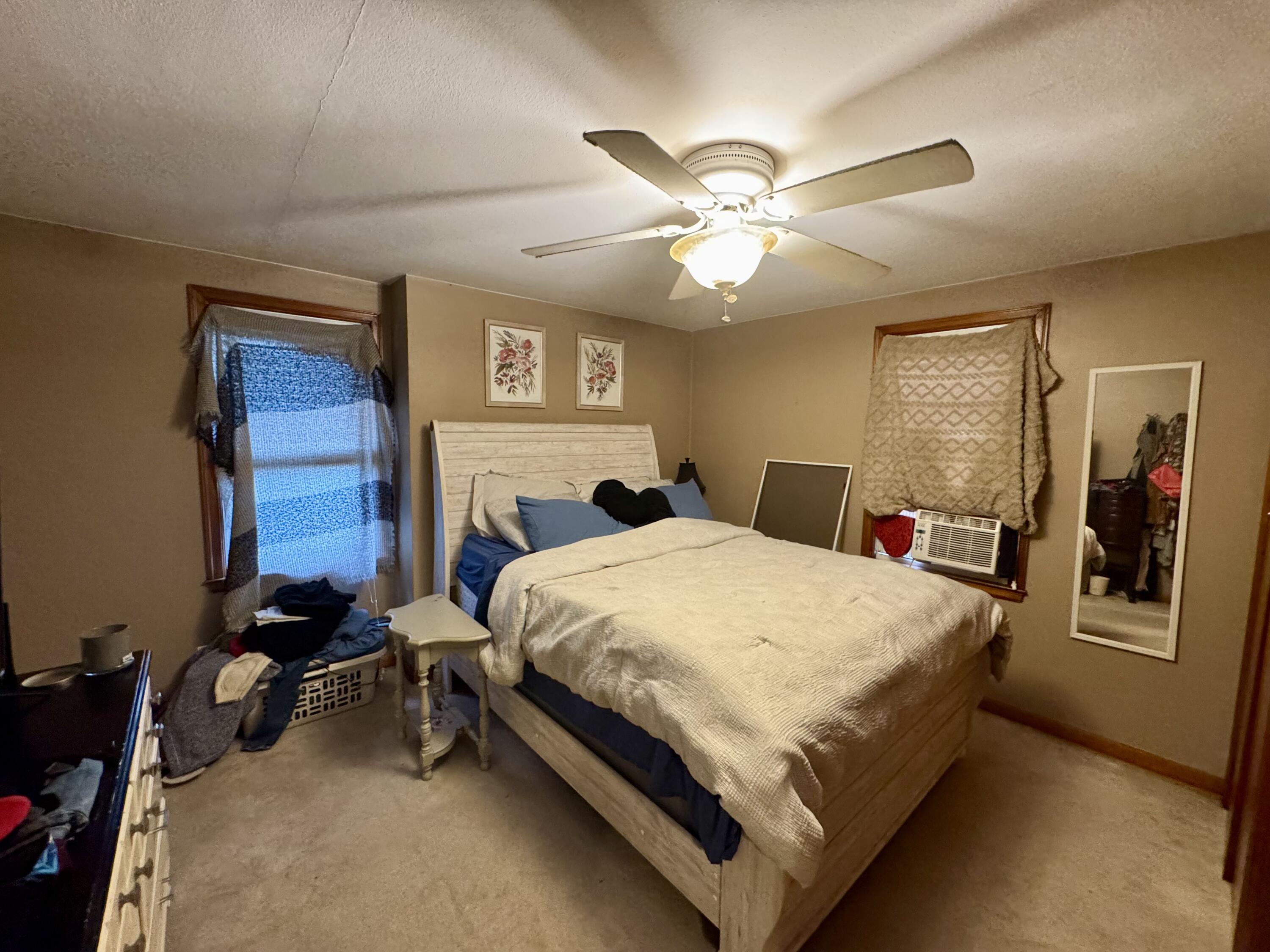4012 Taft Road Kenosha, WI 53142 - Photo 29 of 34 Upper Bedroom