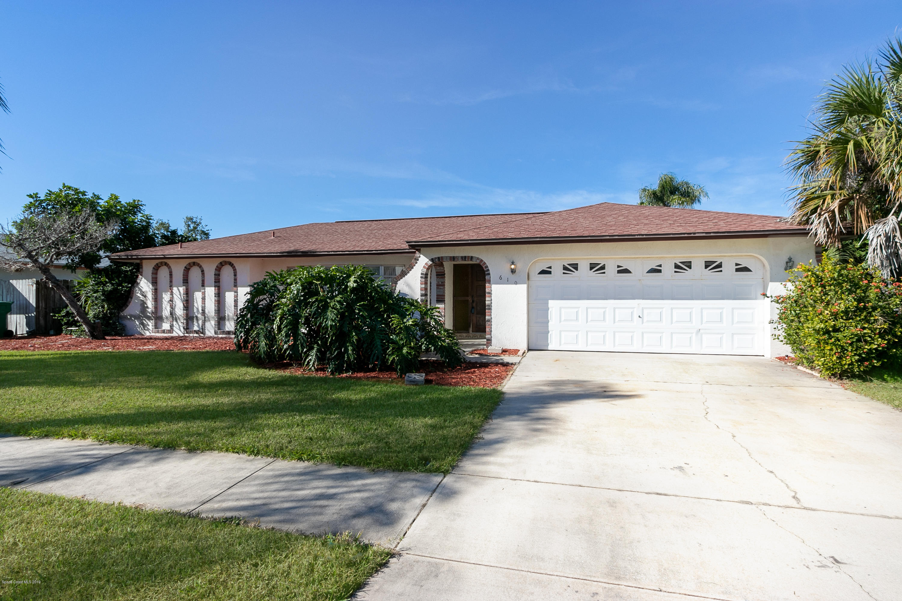610 Bimini Road Satellite Beach, FL 32937 - Photo 3 of 32 03_610Bimini3