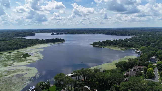 $1,495,000 | 2940 Washta Bay Road, Chanhassen, MN 55331